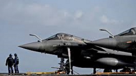Macron rafforza presenza militare nel Mediterraneo orientale
