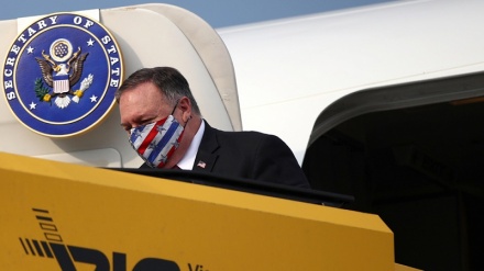 US bans private charter flights to Cuba to increase pressure on Havana