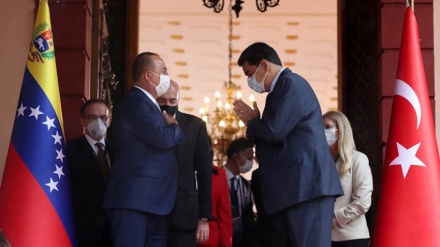 Meski Ditekan AS, Turki Perkuat Hubungan dengan Venezuela