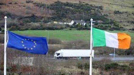 Irlanda, ministro viola norme anti covid e si dimette