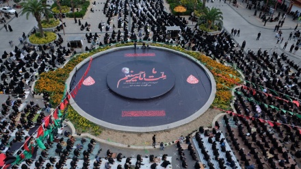 Hari-hari Duka Haul Imam Husein as di Iran 