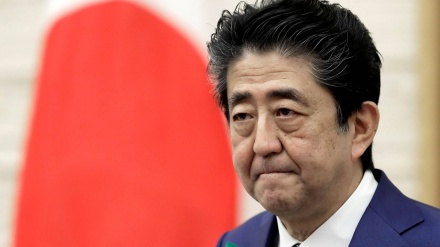 ראש ממשלת יפן התפטר מתפקידו