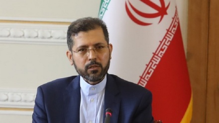 イラン外務省報道官、「米はアフガンに掘った泥沼にはまっている」