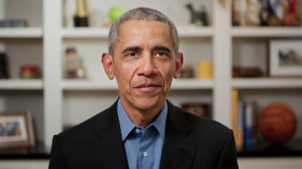 Обама призвал к продолжению антирасистских протестов в США