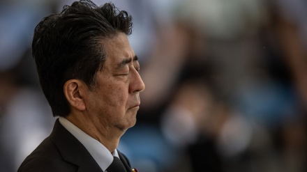安倍内閣支持率34％　第2次政権発足後で最低水準に