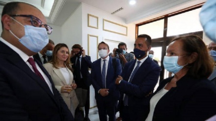 Italia aiuti a Tunisia in cambio controllo partenze migranti