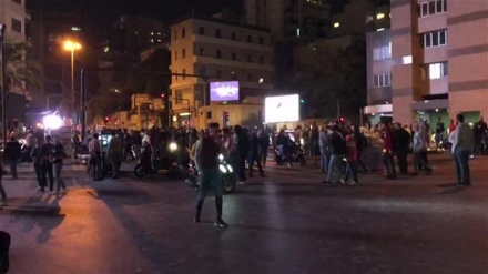 Video: Manifestantes se enfrentan con las fuerzas de seguridad en Beirut
