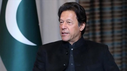 عمران خان په هندوستان کښې د مسافري الوتکې له پيښې خواشیني وښودله