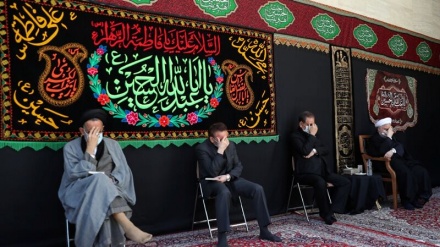 Ruhani'nin katılımıyla Hz. İmam Hüseyin -as- için matem merasimi düzenlendi