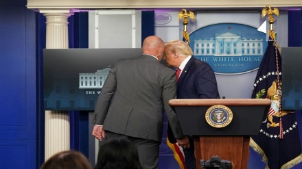 טראמפ פונה בדחיפות ממסיבת עיתונאים בגין ירי מחוץ לבית הלבן