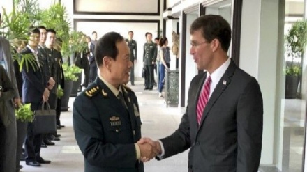 שר ההגנה האמריקני שוחח עם מקבילו הסיני