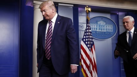 Трамп был уличен в ложном утверждении и покинул пресс-конференцию