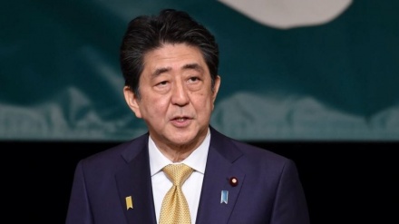 Fillon gara për zëvendësin e Shinzo Abe