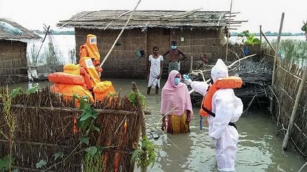 বিহারে ভয়াবহ বন্যায় ৭৪ লাখ মানুষ ক্ষতিগ্রস্ত, কেরালায় ভূমিধসে মৃতের সংখ্যা বেড়ে ৪৩