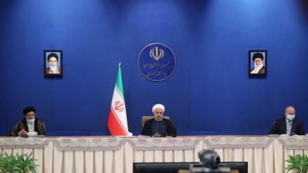 Ruhani: Hükümet, bütün kurum ve güçlerin  işbirliği ile düşmanların komplolarını engelliyor