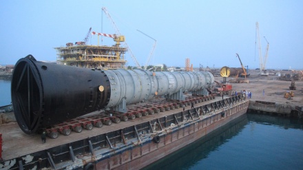 イランが過去5ヶ月間に10億ドル分のガソリンを輸出