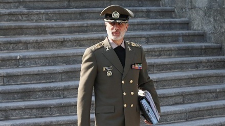 伊朗国防部长今日访问俄罗斯