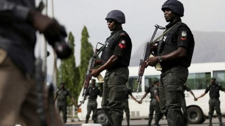 Nigeria, attacco armato all'università: un morto, studenti rapiti 