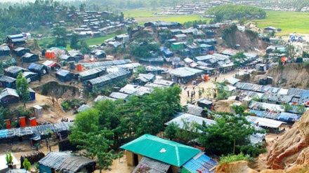 কক্সবাজারের কুতুপালং ক্যাম্পে দফায় দফায় সংঘর্ষে ১২ রোহিঙ্গা আহত 
