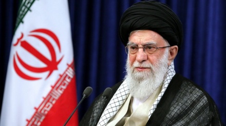 Esplosione Beirut: Ayatollah Khamenei, «siamo a fianco dei cittadini libanesi»