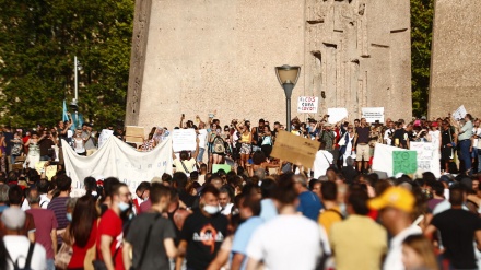 Masiva protesta en Madrid contra las medidas antiCovid(Video+Fotos)