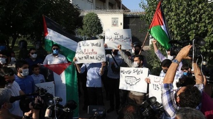 Video-Fotos: Estudiantes universitarios iraníes protestan contra normalizar nexos con Israel