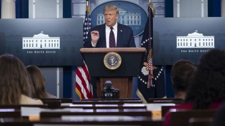 レバノン首都の爆発　トランプ氏は「攻撃」を示唆、国防当局者は否定
