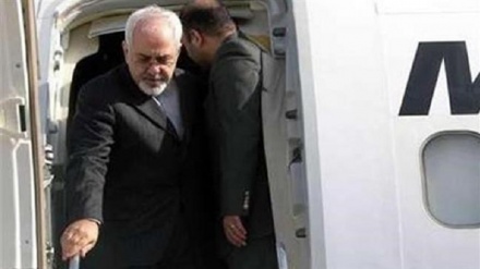 Zarif in Beirut to talk explosion aftermath, Iran aid