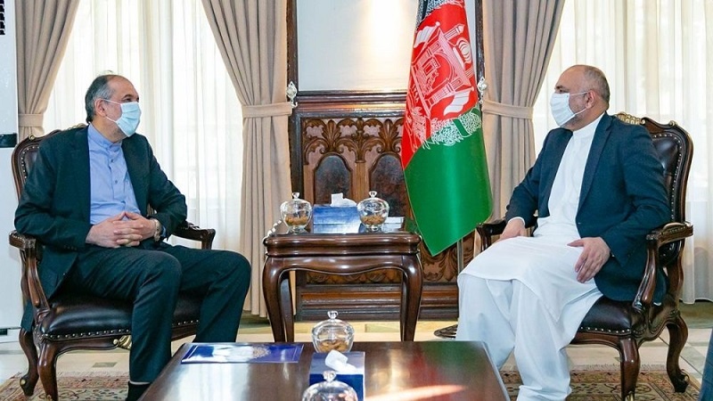 دیدار و گفتگوی سفیر ایران در کابل با حنیف اتمر