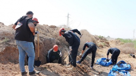 Siria halla dos fosas comunes de soldados asesinados por Daesh 