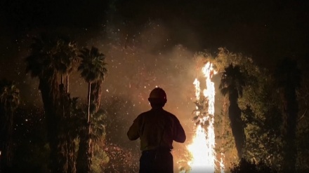 Video: Incendio forestal de 4.000 hectáreas obliga a evacuar 500 hogares en California