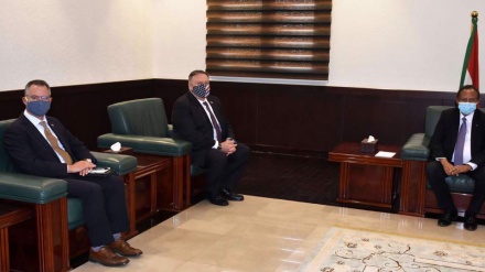 Sudan PM to Pompeo: Govt. has no mandate to normalize with Zionist entity
