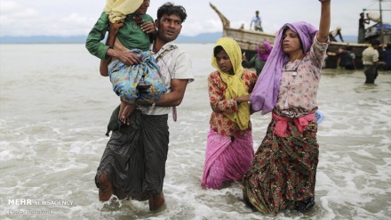 Myanmar, profughi Rohingya trasferiti da governo Bangladesh 