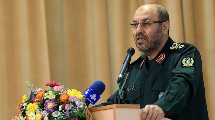 Tüğgeneral Dehgan: İslam İnkılabı, ABD'ye tarihi darbe indirdi