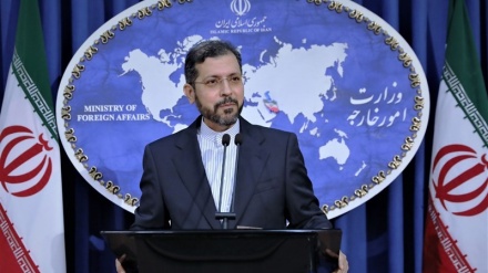 イラン外務省報道官、「好戦的な米政府は愚かな記者を利用している」