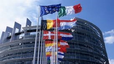 Bielorussia risponde all'UE: 'destabilizzante ingerenza'