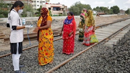 インドで新たにコロナ感染者９万３０００人が確認