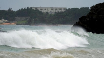 台風１０号が九州南部に接近、鹿児島 宮崎 熊本が暴風域に