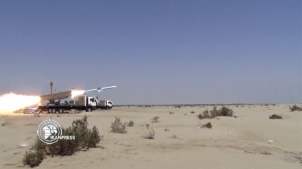 जब  ईरानी  ज़ुल्फिक़ार से डरा कर कर्रार  ने खदेड़ा अमरीका के अत्याधुनिक ड्रोन ग्लोबल हॉक को...