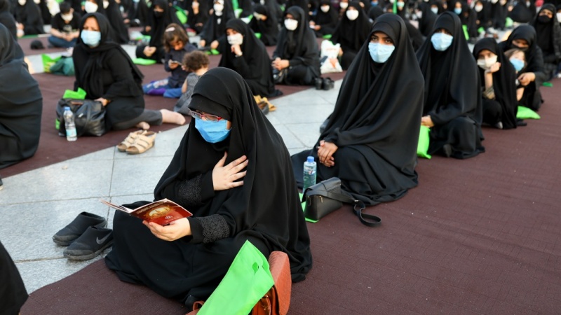 Perempuan Asyura Iran Berkumpul di Imam Husein Square, Tehran.