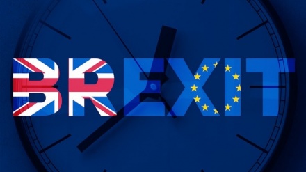 Brexit, Londra e Bruxelles di nuovo ai ferri corti