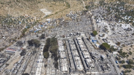  Lesbo, cinque migranti arrestati per l'incendio a Moria
