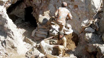 At least 50 killed in collapsed gold mine in east Congo, says NGO