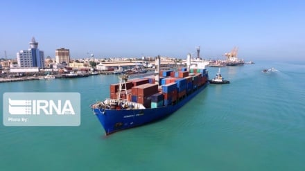 Iran: export zone franche 135 miliardi di dollari in 7 anni