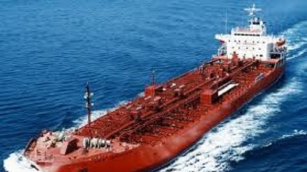 Venezuela, arriva nave cisterna Iran con 2 milioni di barili 