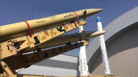 Irán presenta su más novedoso misil balístico antibuque
