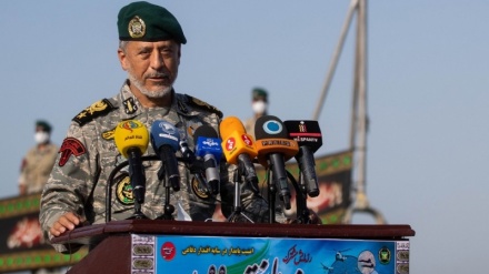 Ejército iraní lanza fase principal de sus maniobras militares en sur de país