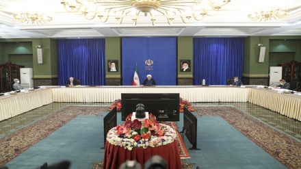 Ruhani: İran milletine karşı her tür cinayetlerin adresi beyaz saraydır