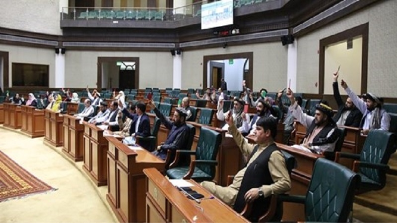 مجلس سنا فرمان اشرف غنی درباره تشکیل اداره تنظیم نفت و گاز را رد کرد