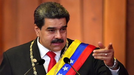 Maduro: Il mondo deve resistere all'egemonia e all'imperialismo USA